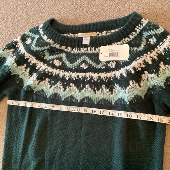 size L, bust up to 40” inches, new condition, apres ski ⛷️ vibes - Picture 5 of 10